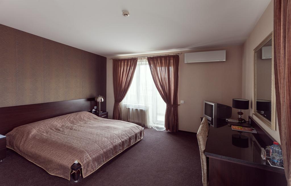 High Park Hotel Baku Room photo